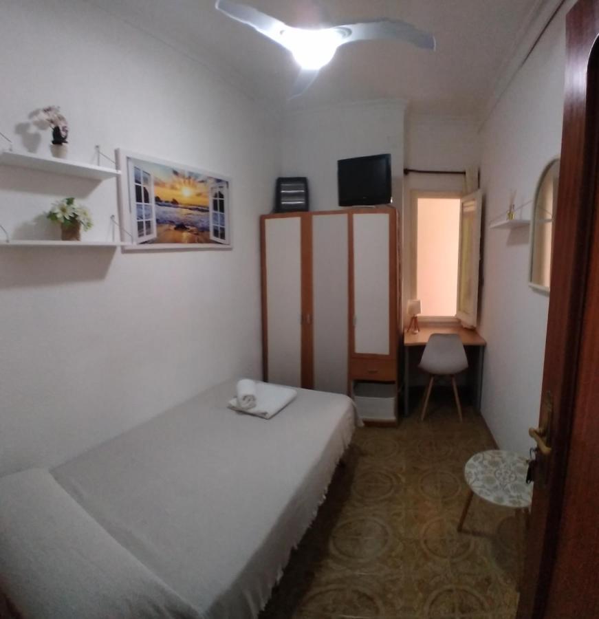 Cozy Single Room Mercado Central Аліканте Екстер'єр фото